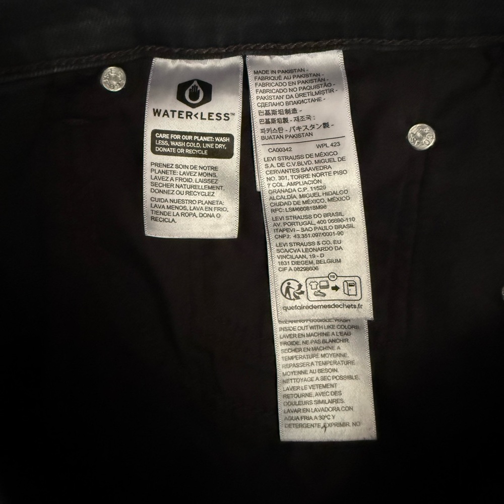 Levi’s Women's Black Distressed Jeans Size 30 - Picture 6 of 7